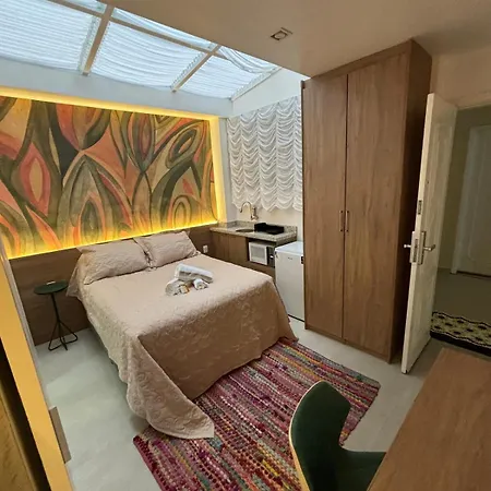 Charming Studio Just 2 Blocks From Copacbana Beach Rio de Janeiro Exterior photo